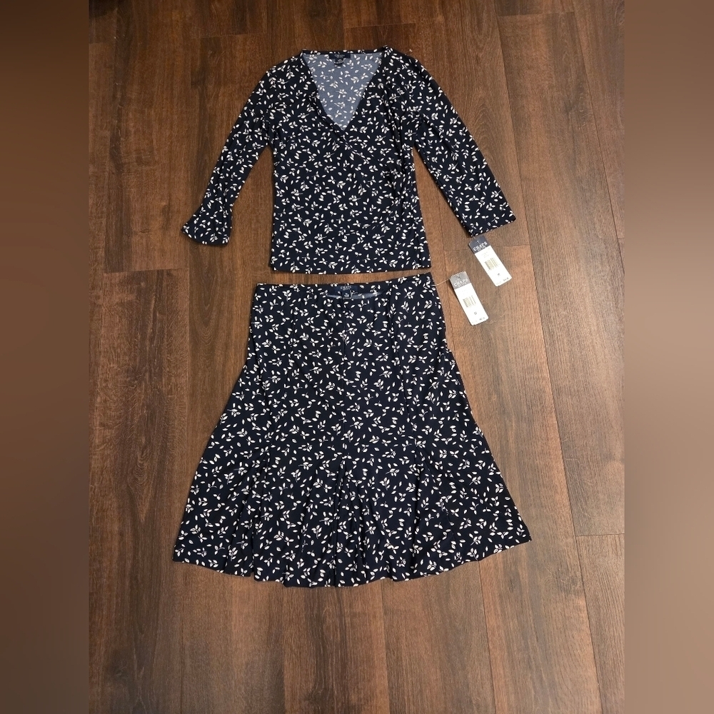 NWT Chaps Navy and White Floral Skirt Set